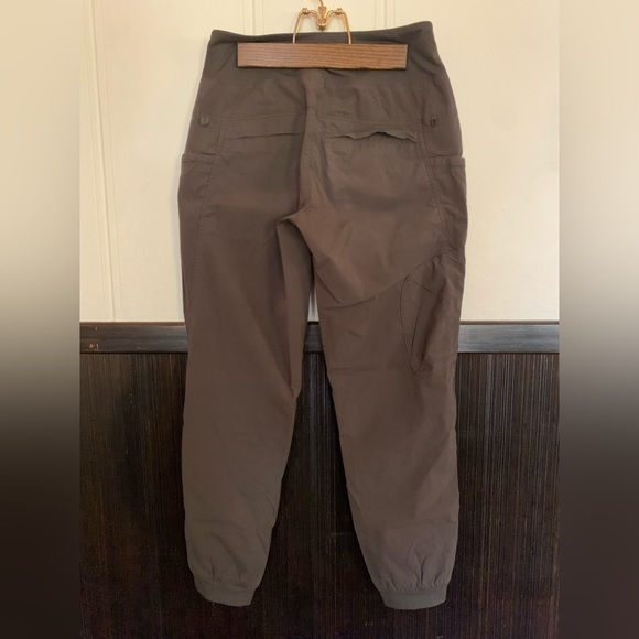 Prana Kanab Pant in Black Olive, Small - Picture 3 of 8